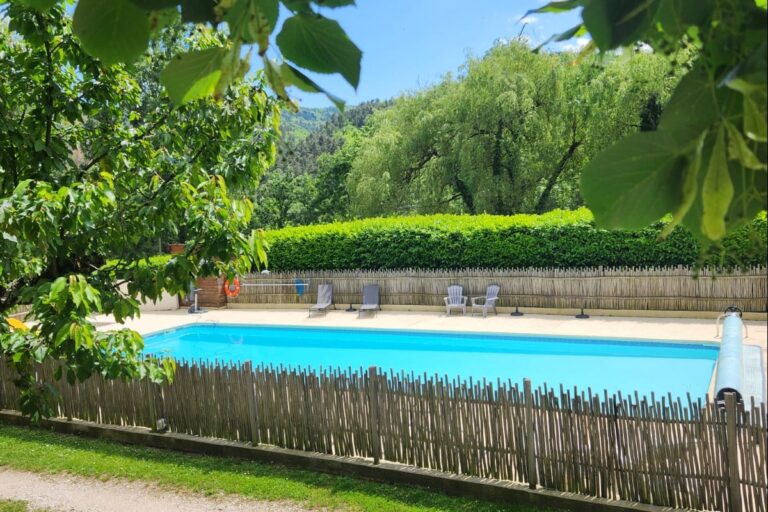 Camping Les Berges Du Doux - Bild 1 Camping Les Berges Du Doux - Bild 1