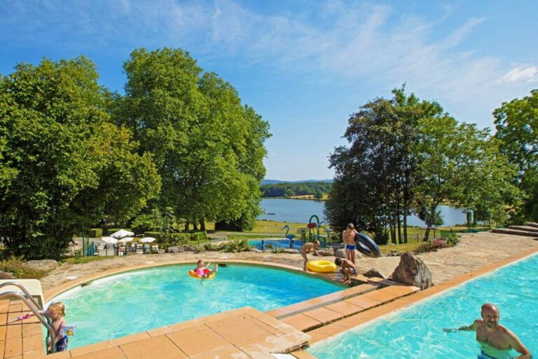 Castel Camping Le Château De Poinsouze - Bild 2