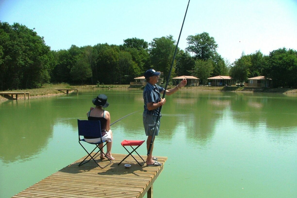 Castel Camping Les Bois Du Bardelet - Bild 4 Castel Camping Les Bois Du Bardelet - Bild 4