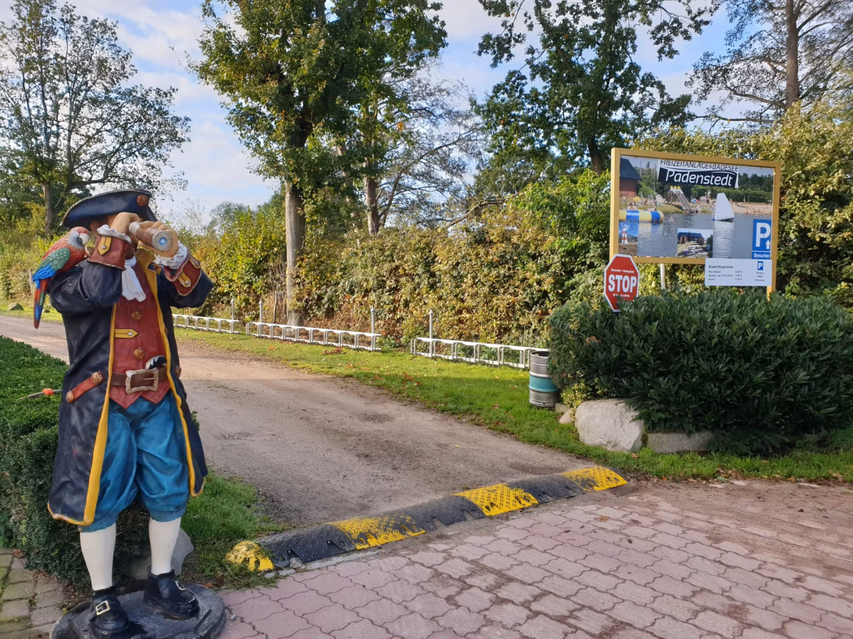 Familien Campingplatz Forellensee Zufahrt 1224x918