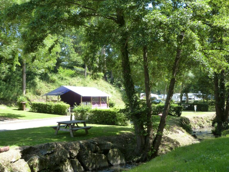 Flower Camping Des Vallées - Bild 3 Flower Camping Des Vallées - Bild 3