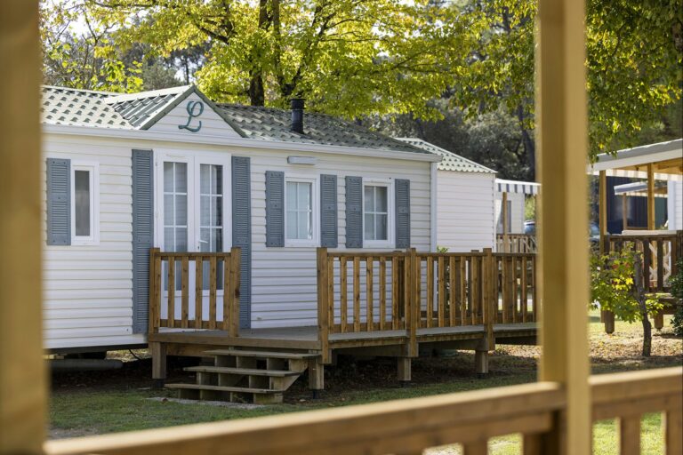 Flower Camping La Davière Plage - Bild 1