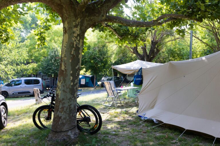 Flower Camping Le Val De L'arre - Bild 9