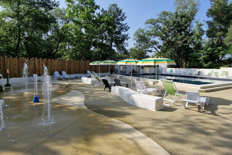 Flower Camping Les Rives De L'aygues - Bild 14