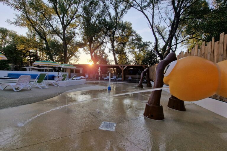 Flower Camping Les Rives De L'aygues - Bild 18