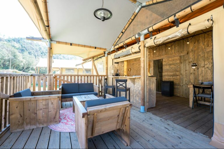 Glamping Can Bora Lodges - Bild 1 Glamping Can Bora Lodges - Bild 1