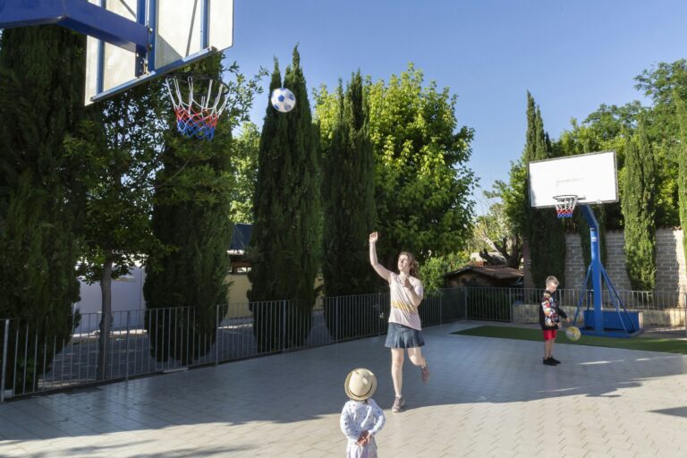 Hu Roma Camping In Town - Bild 10