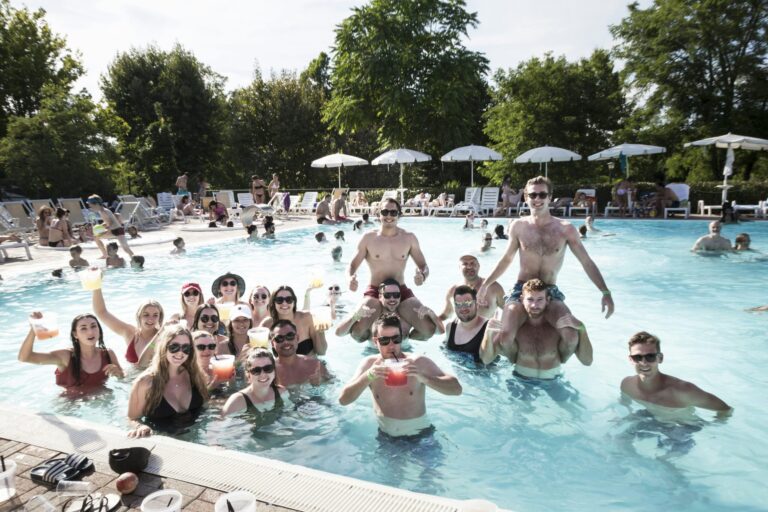 Hu Roma Camping In Town - Bild 14