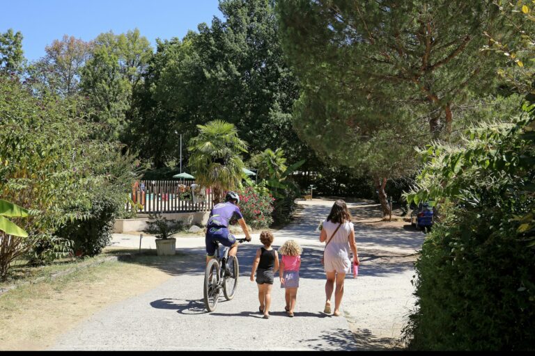 Huttopia Beaulieu Sur Dordogne - Bild 6