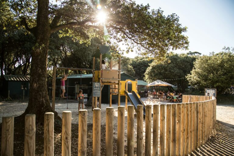 Huttopia Oléron Les Chênes Verts - Bild 6