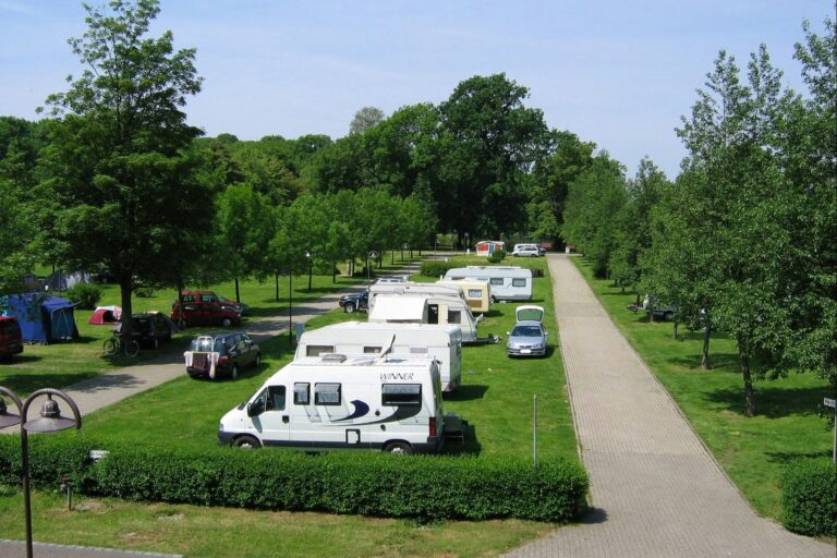Knaus Campingpark Leipzig - Bild 2