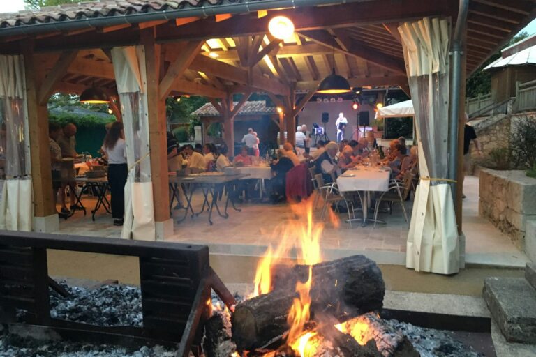 Le Camp De Florence - Bild 20