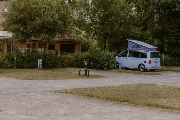 Onlycamp Le Pont Romain - Bild 11