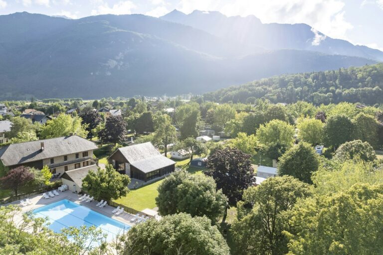 Romanée - La Ferme De La Serraz - Bild 4