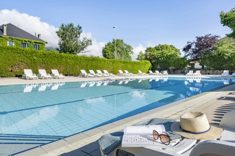 Romanée - La Ferme De La Serraz - Bild 5