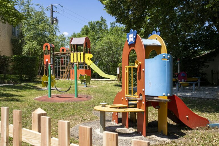 Romanée - Les Grottes De Roffy - Bild 5 Romanée - Les Grottes De Roffy - Bild 5