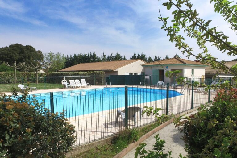 Vvf Méjannes-le-cap - Bild 2