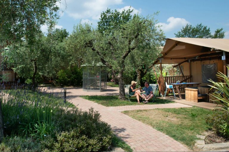 Weekend Glamping Resort - Bild 4