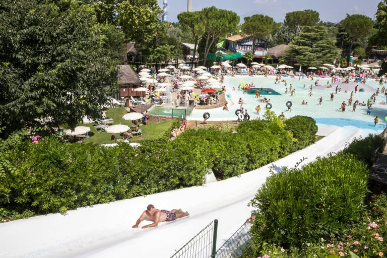 Hu Altomincio Village - Bild 1